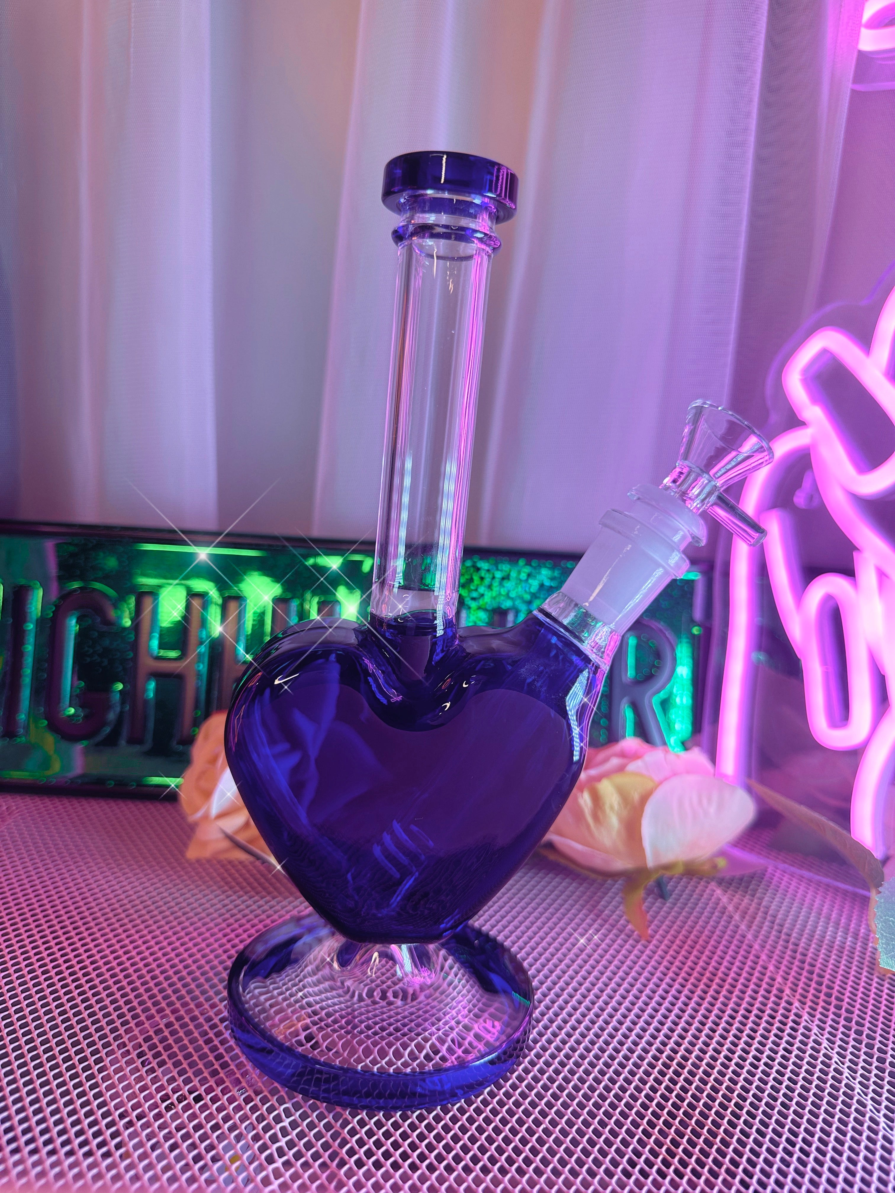 Translucent Clear Heart Pipe